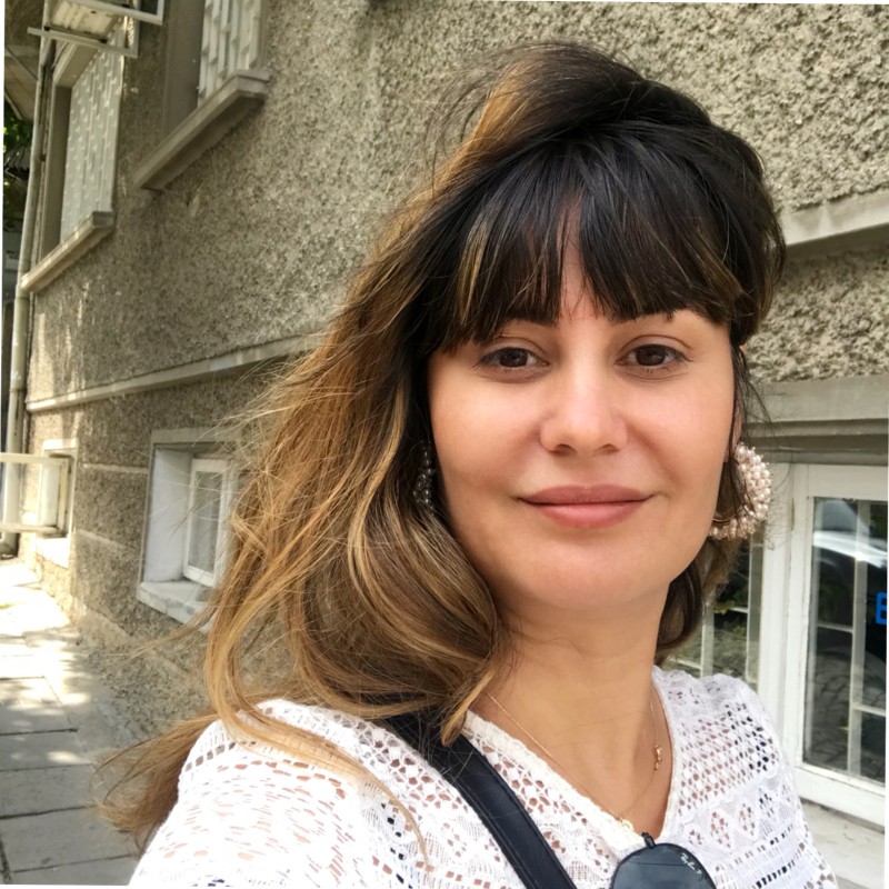 Doç. Dr. Nevin Solak